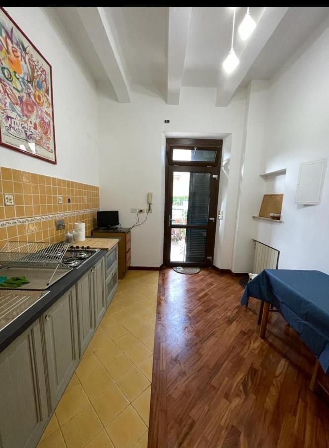 Apartamento Privato Accanto Studi Televisivi *
